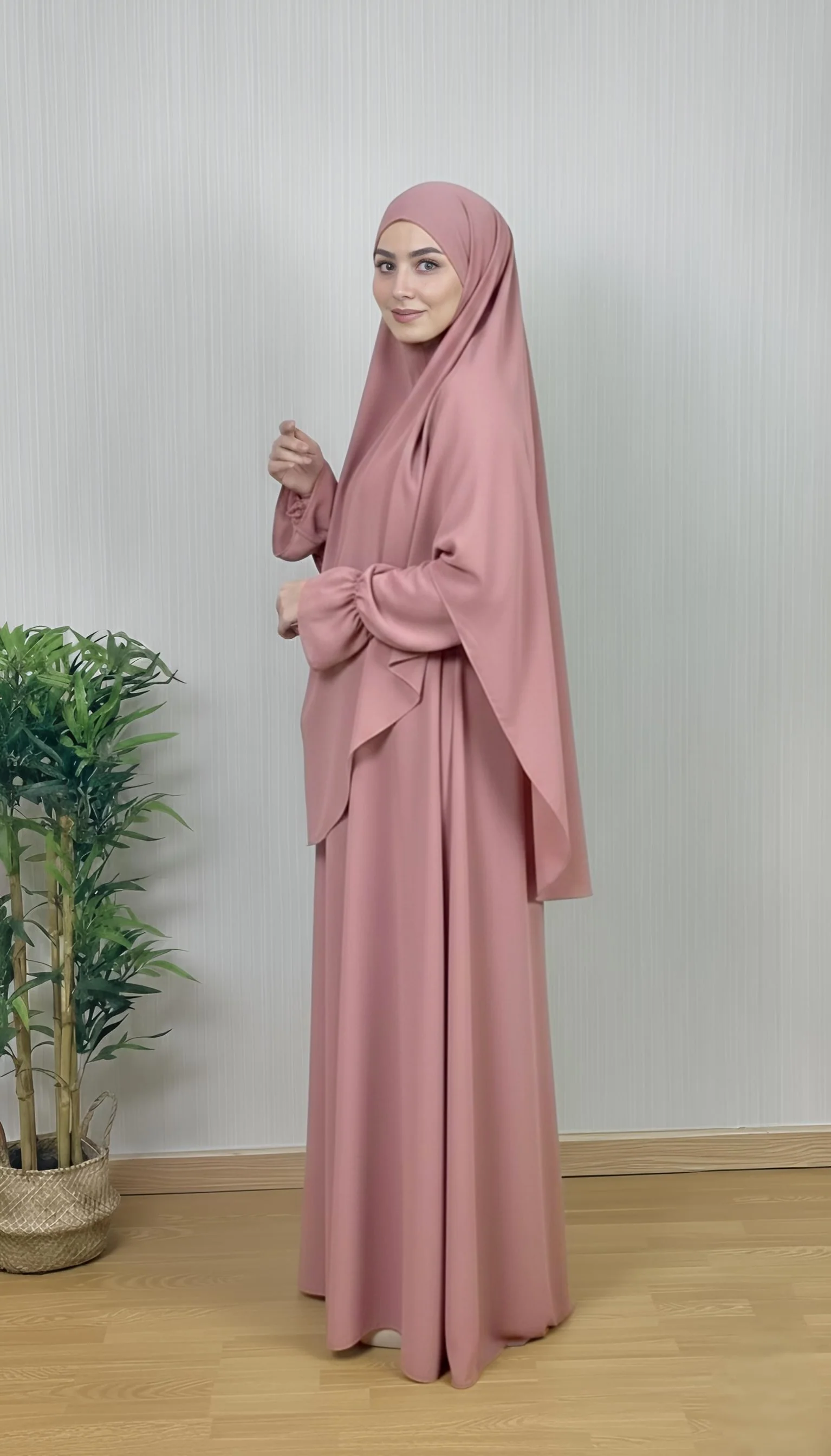 COLECCIÓN DE ROPA MODESTA